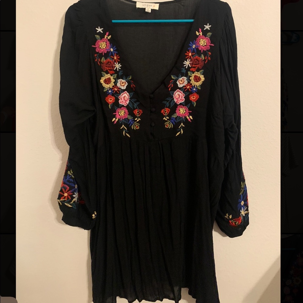 Black long sleeve floral dress